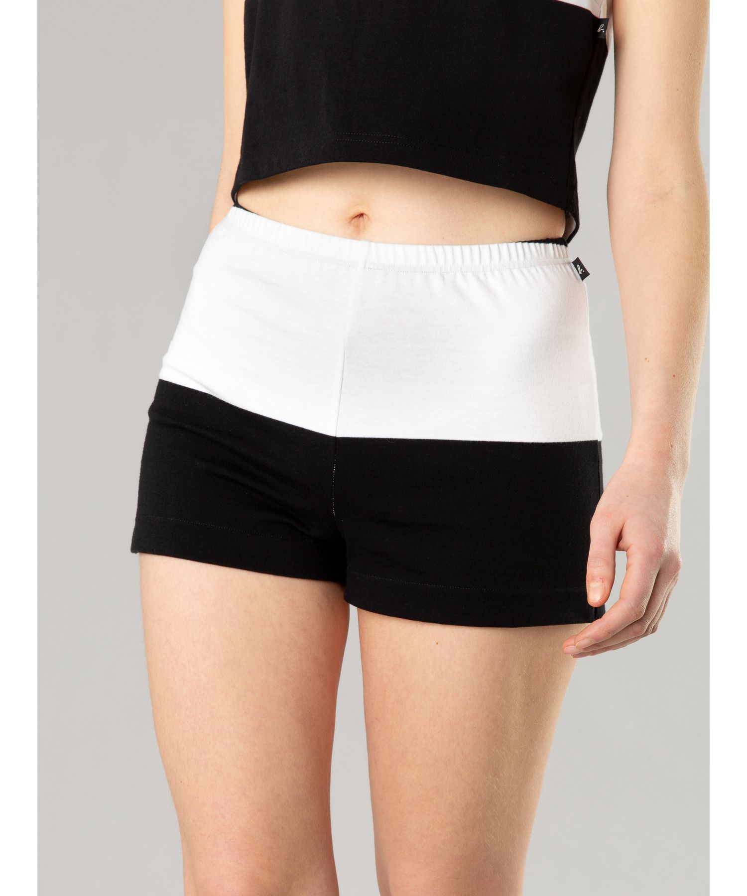 J6 Pantalon ボーダーショートパンツ Agnes B Femme レディース アニエスベー公式通販サイト
