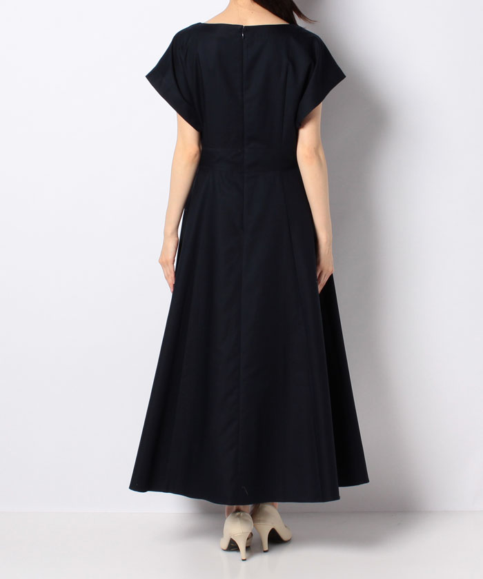 タイプライタースリットネックワンピース Allureville Official Online Shop アルアバイル公式通販サイト