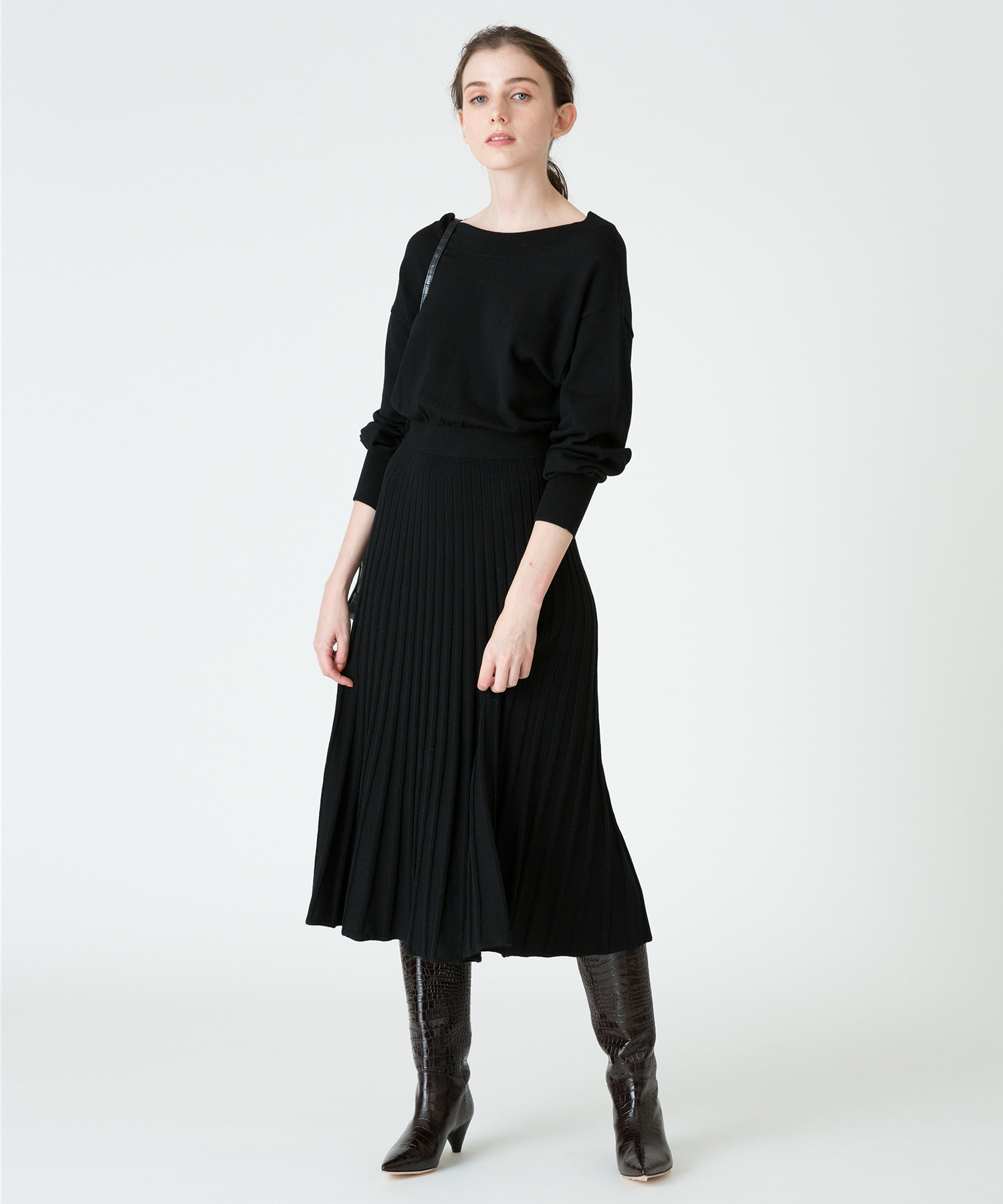 プリーツコンビフィットフレアワンピース Allureville Official Online Shop アルアバイル公式通販サイト