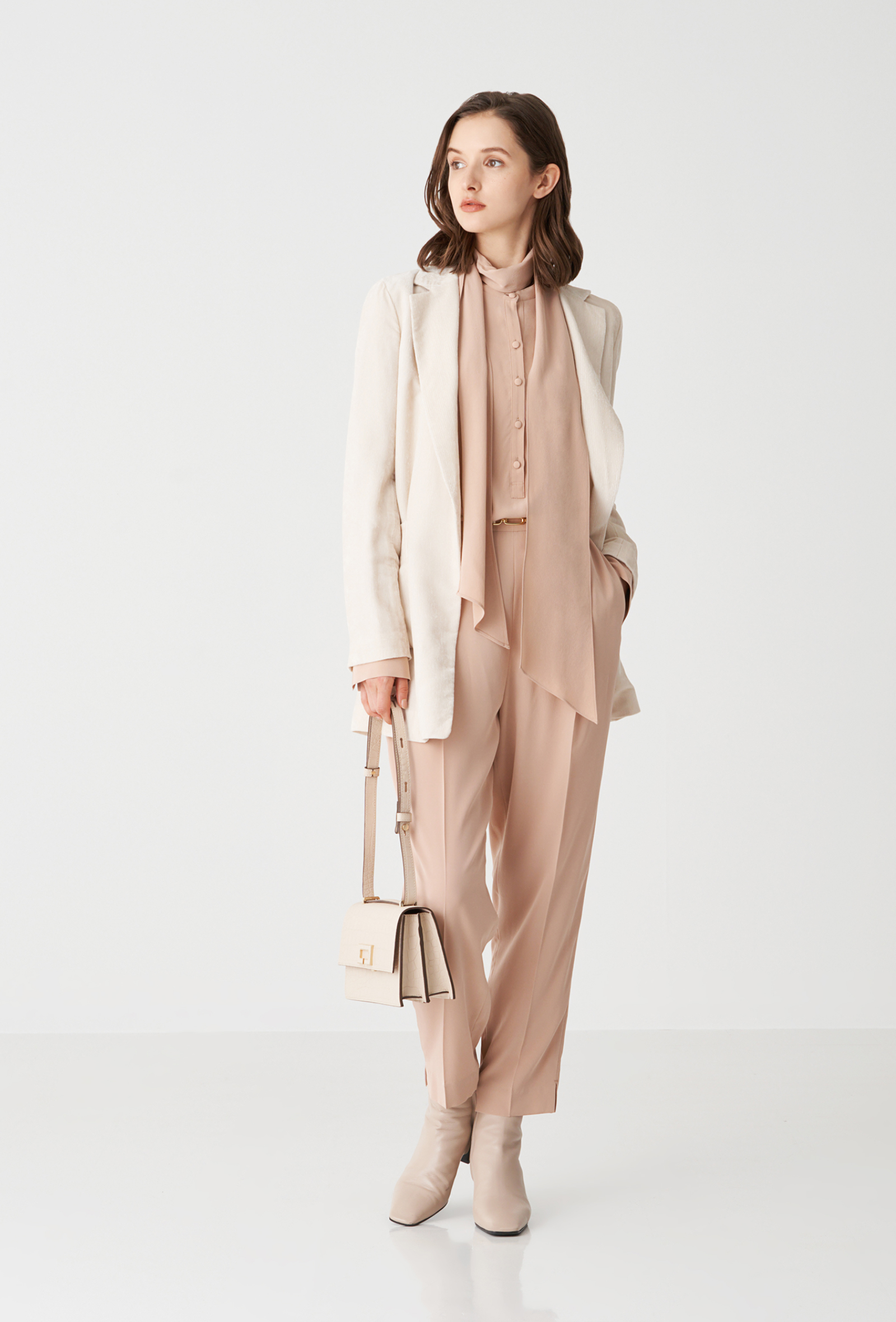 https://ecs-cdn01.magaseek.com/anayi/images/goods/anayi/item/21au_vol11_03_1.jpg