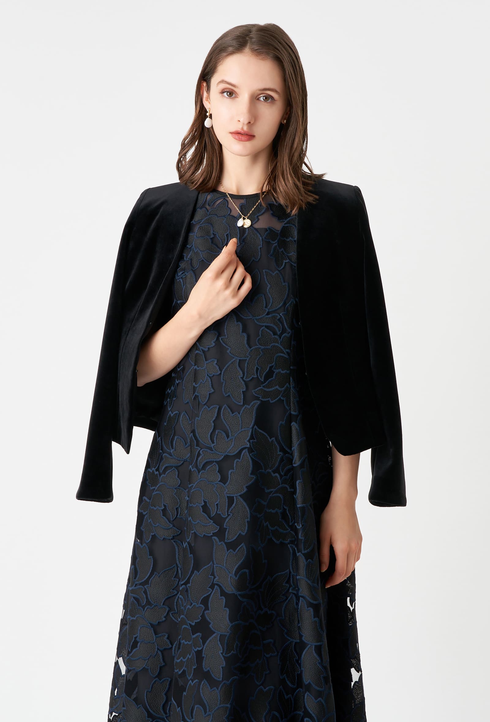 https://ecs-cdn01.magaseek.com/anayi/images/goods/anayi/item/21au_vol15_10_1.jpg