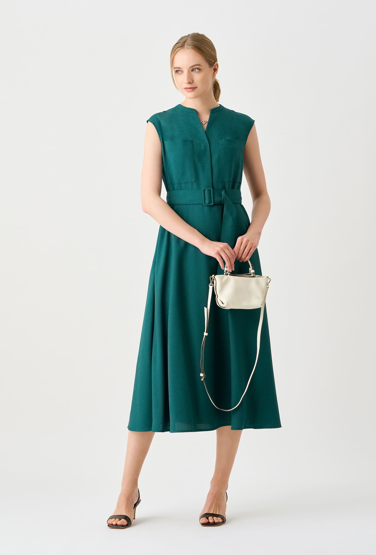 https://ecs-cdn01.magaseek.com/anayi/images/goods/anayi/item/22su_vol10_03_1.jpg