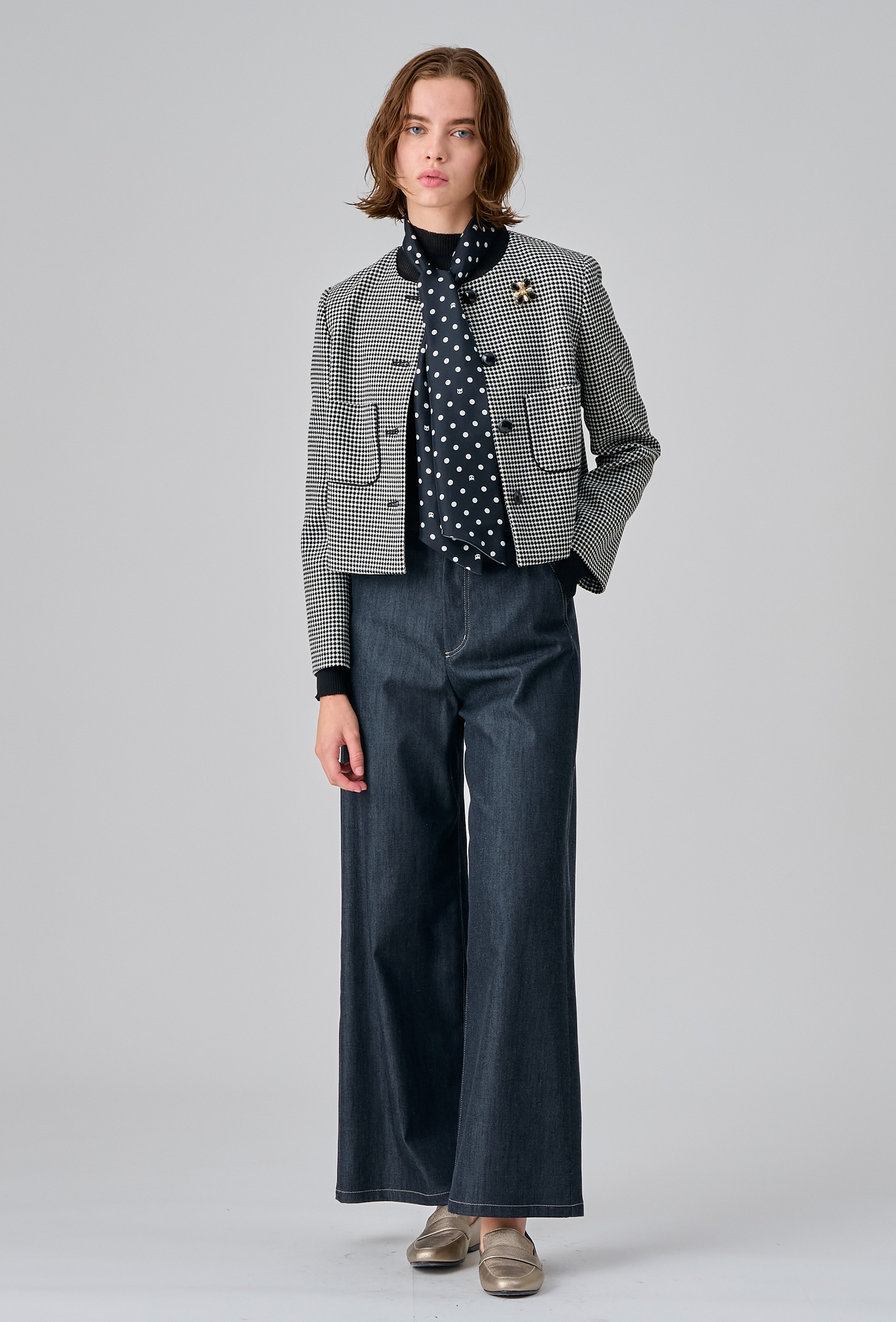 https://ecs-cdn01.magaseek.com/anayi/images/goods/anayi/item/23au_vol4_01_2.jpg