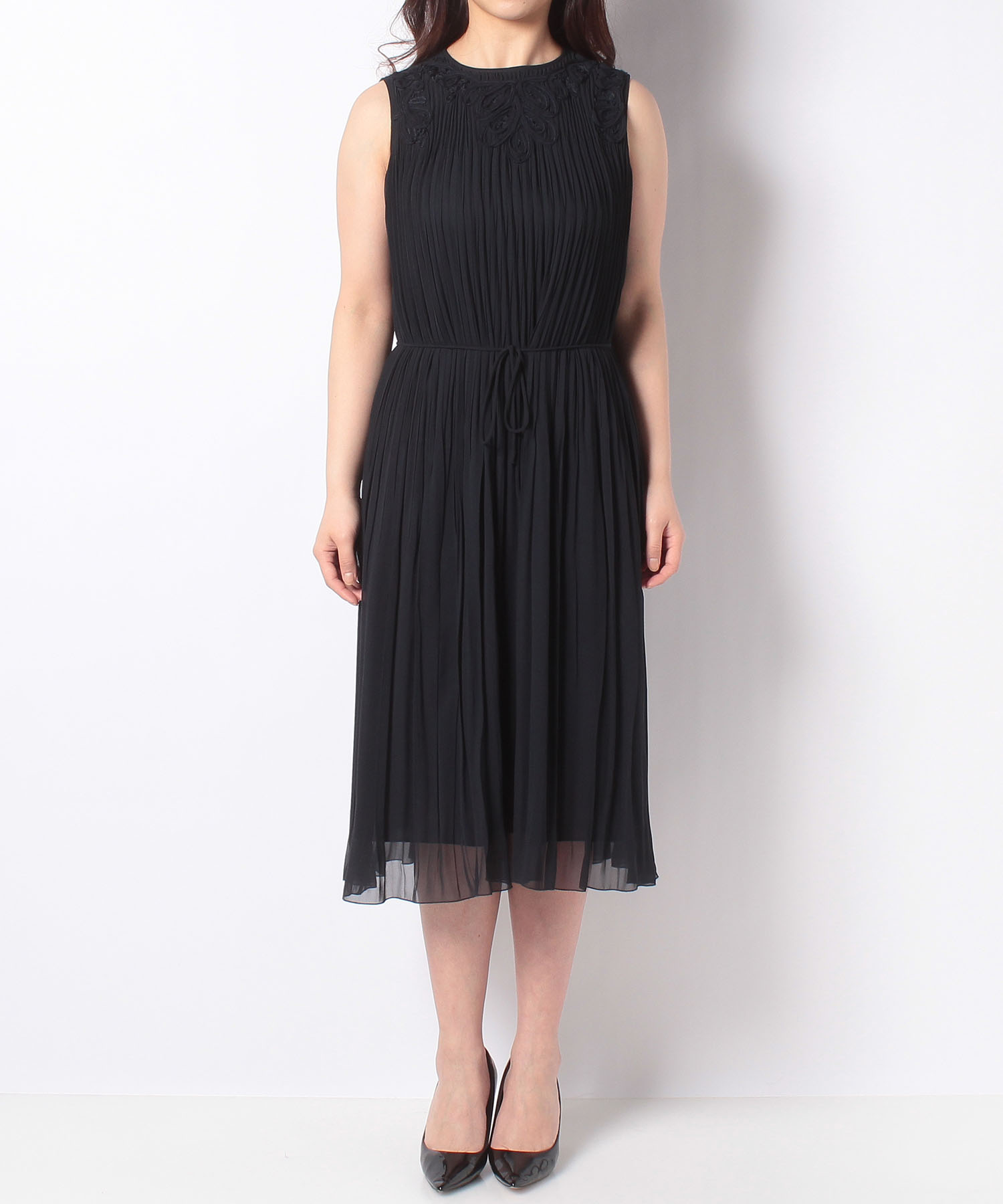 シフォンプリーツシシュウワンピース Anayi Official Online Store アナイ 公式サイト