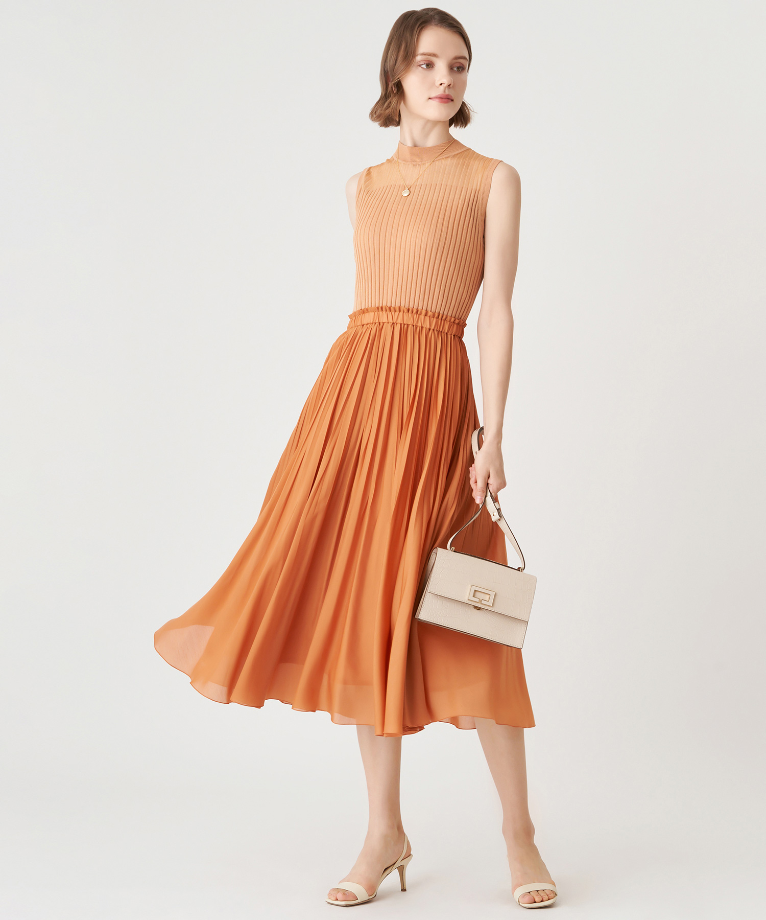 シアーリブプリーツドッキングワンピース Anayi Official Online Store アナイ 公式通販 シアーリブプリーツドッキングワンピース Anayi Official Online Store アナイ 公式通販