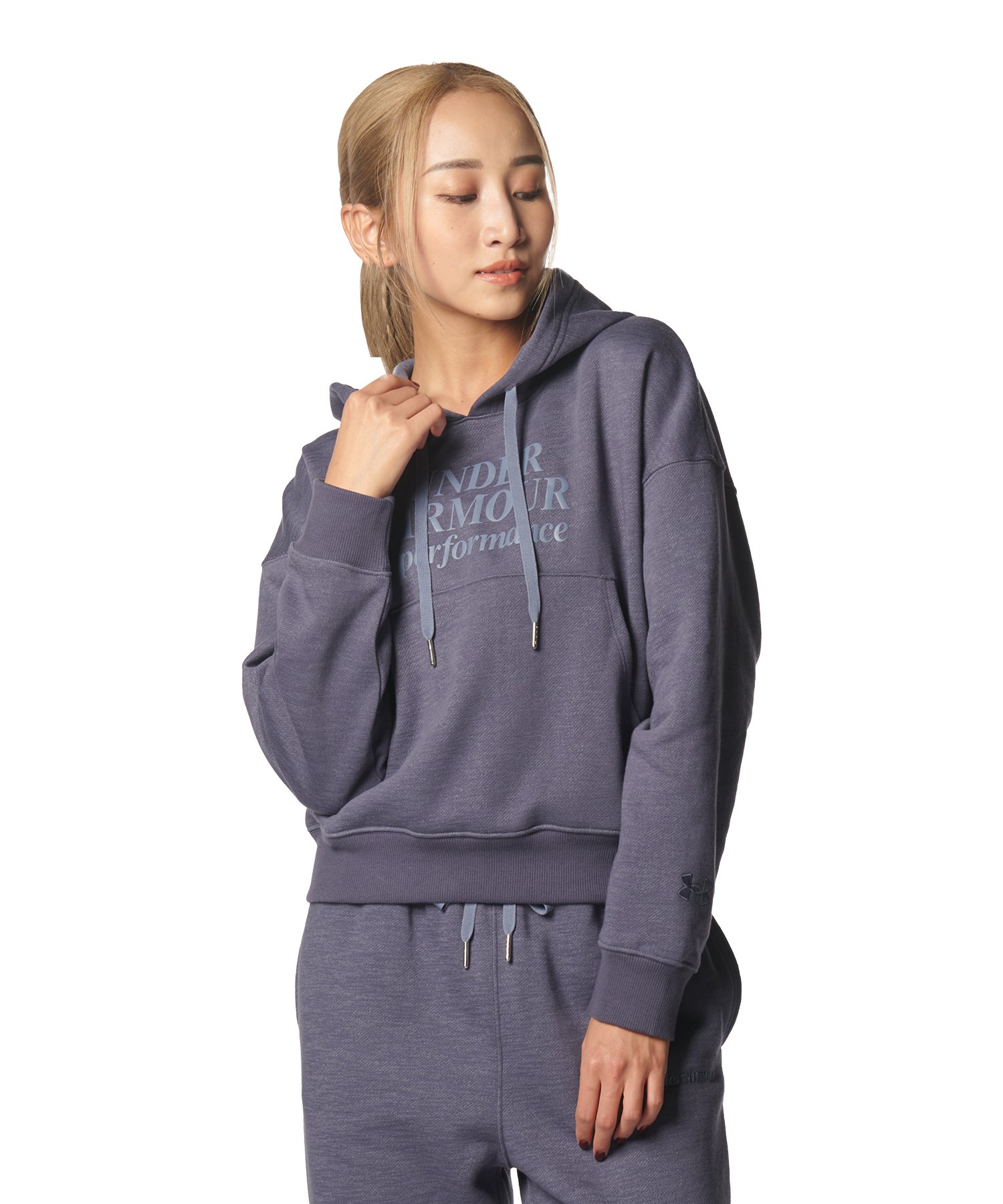 UAエッセンシャル スクリプト フリース プルオーバー フーディー(トレーニング/WOMEN)【アンダーアーマー/UNDER ARMOUR】 UAエッセンシャル スクリプト フリース プルオーバー フーディー(トレーニング/WOMEN)【アンダーアーマー/UNDER ARMOUR】
