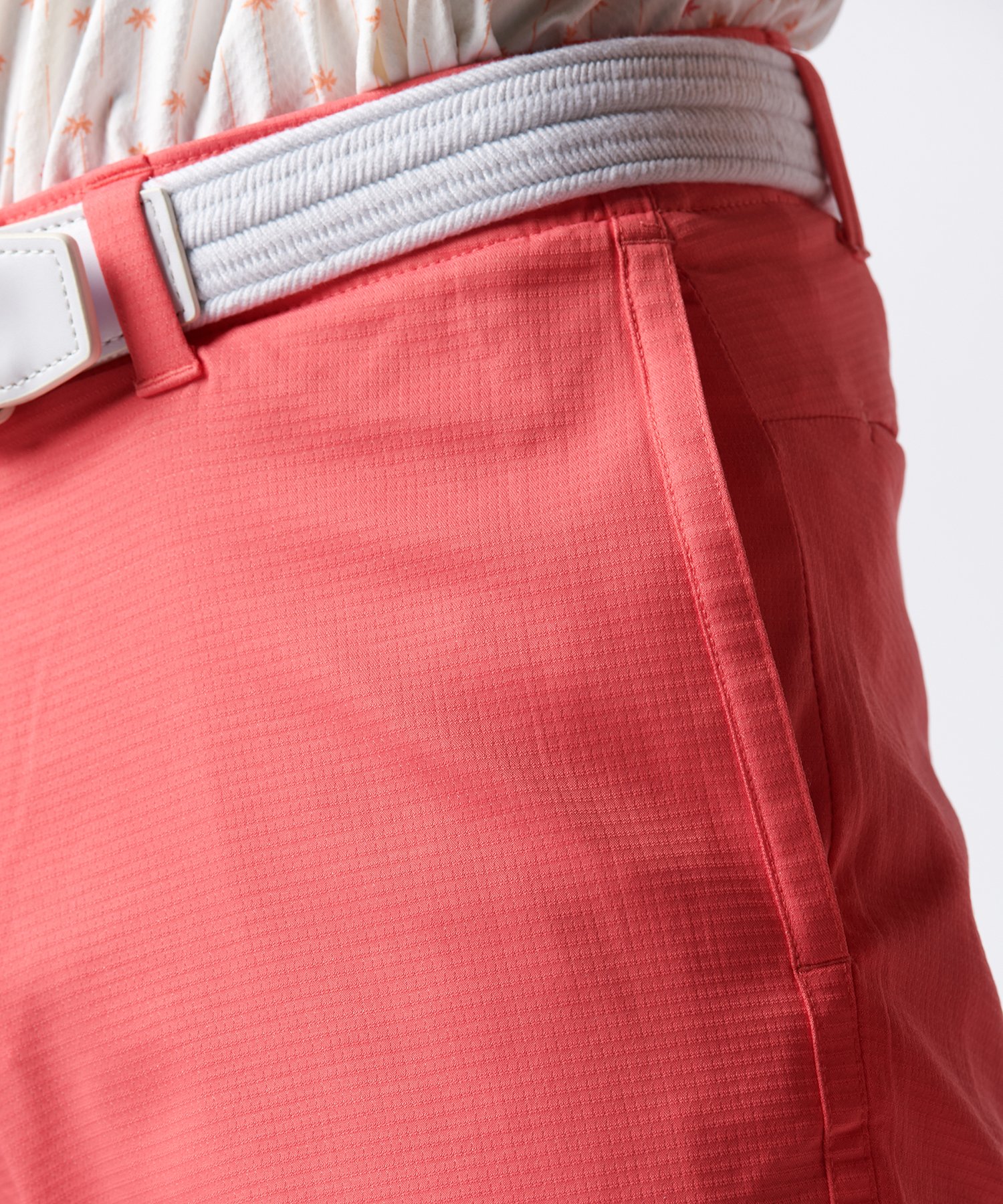 UAアイソチル エアベント ショーツ　ゴルフパンツ UNDER ARMOUR パンツ UAアイソチル エアベント ショーツ（ゴルフ
