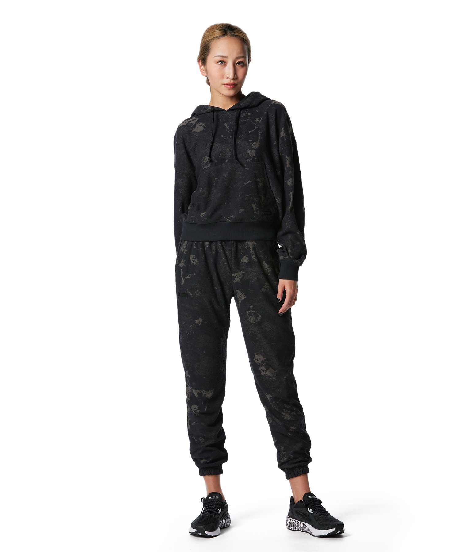 UA�W���[�j�[�e���[ �p���c�i�g���[�j���O/WOMEN�j