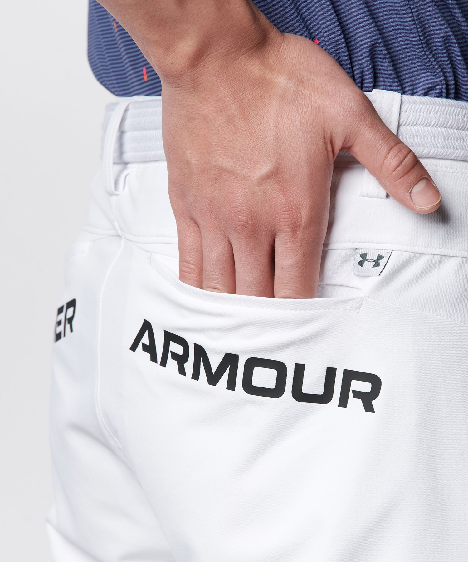 UAhCu V[c qeLXgriSt/MENj