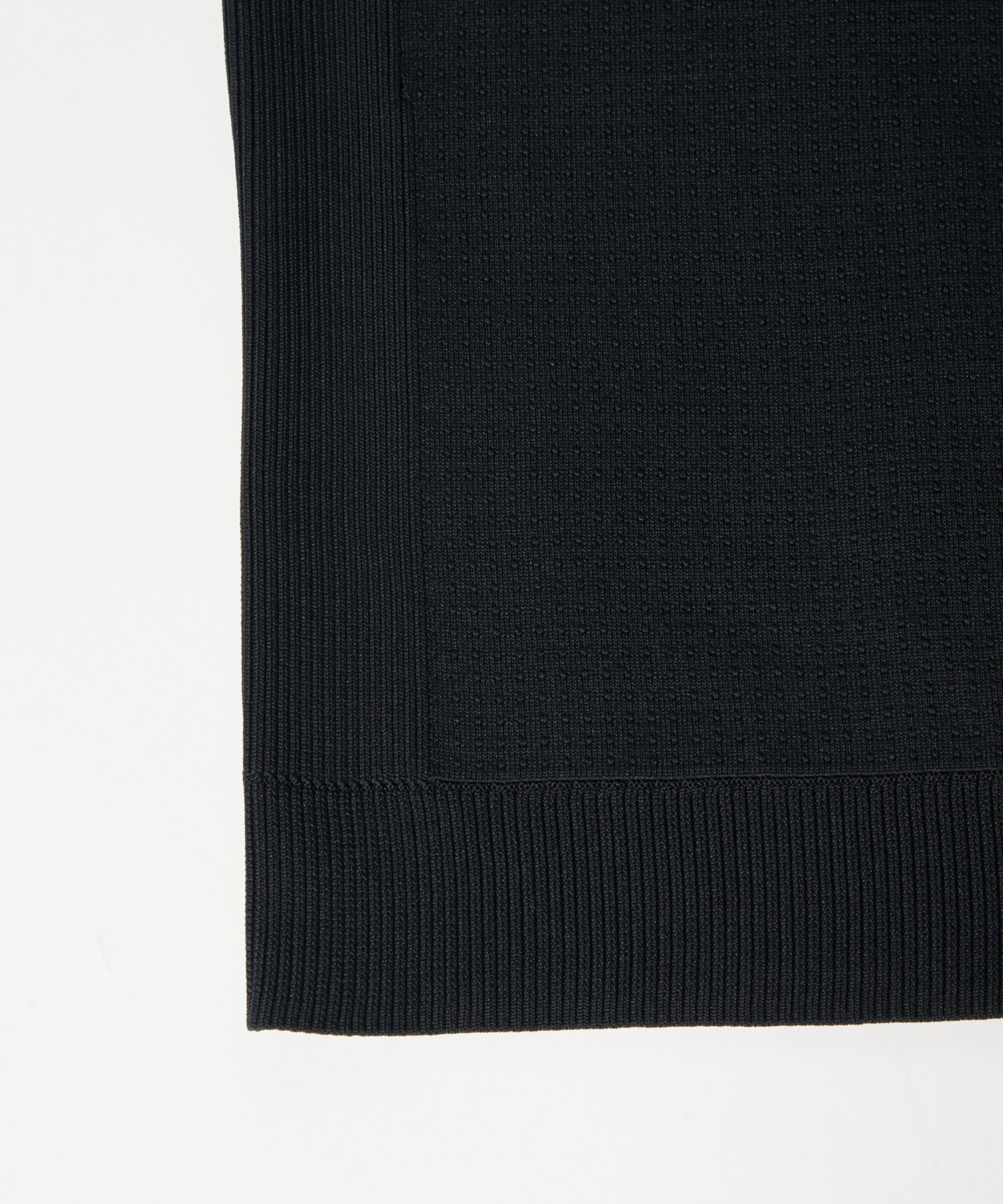 UACejbg  1/2Wbv WPbgijO/WOMENj