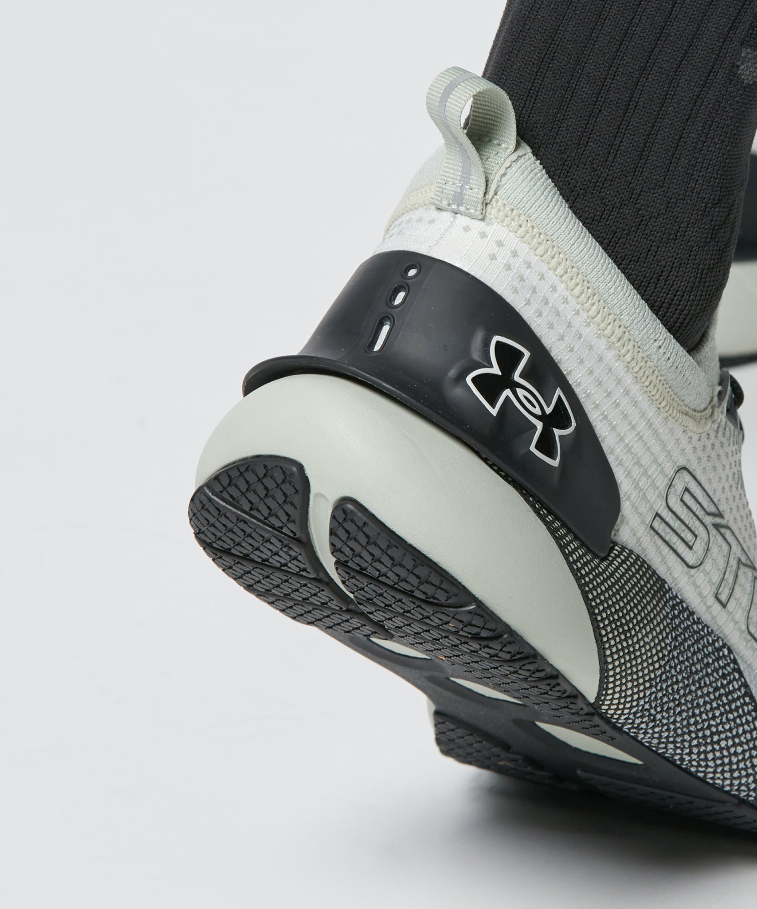 UAホバー ファントム3 ストーム（ランニング/メンズ）（スニーカー）｜UNDER ARMOUR（アンダーアーマー）のファッション通販 -  ZOZOTOWN