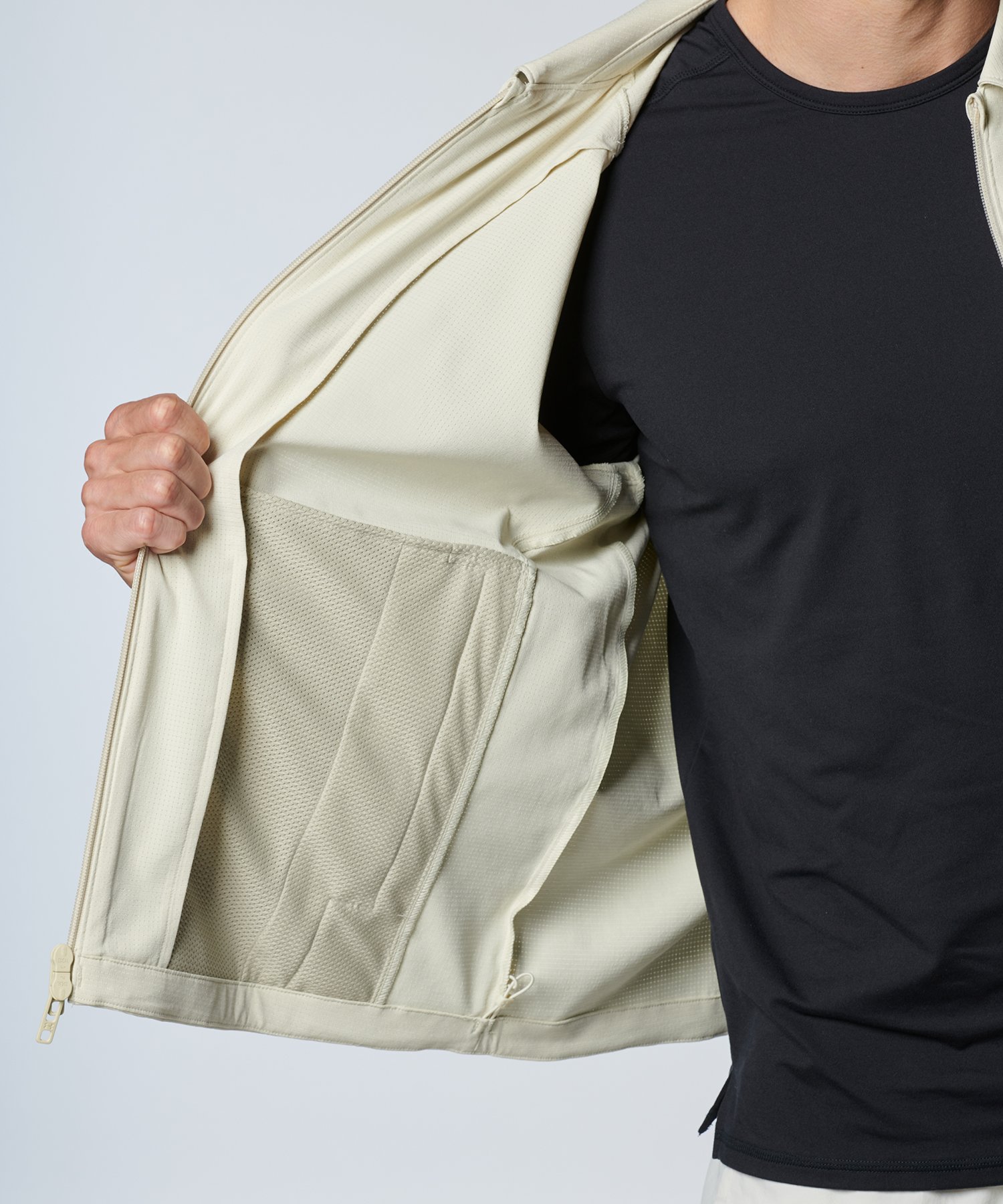 UAアンストッパブル エアベント ジャケット(トレーニング/MEN)