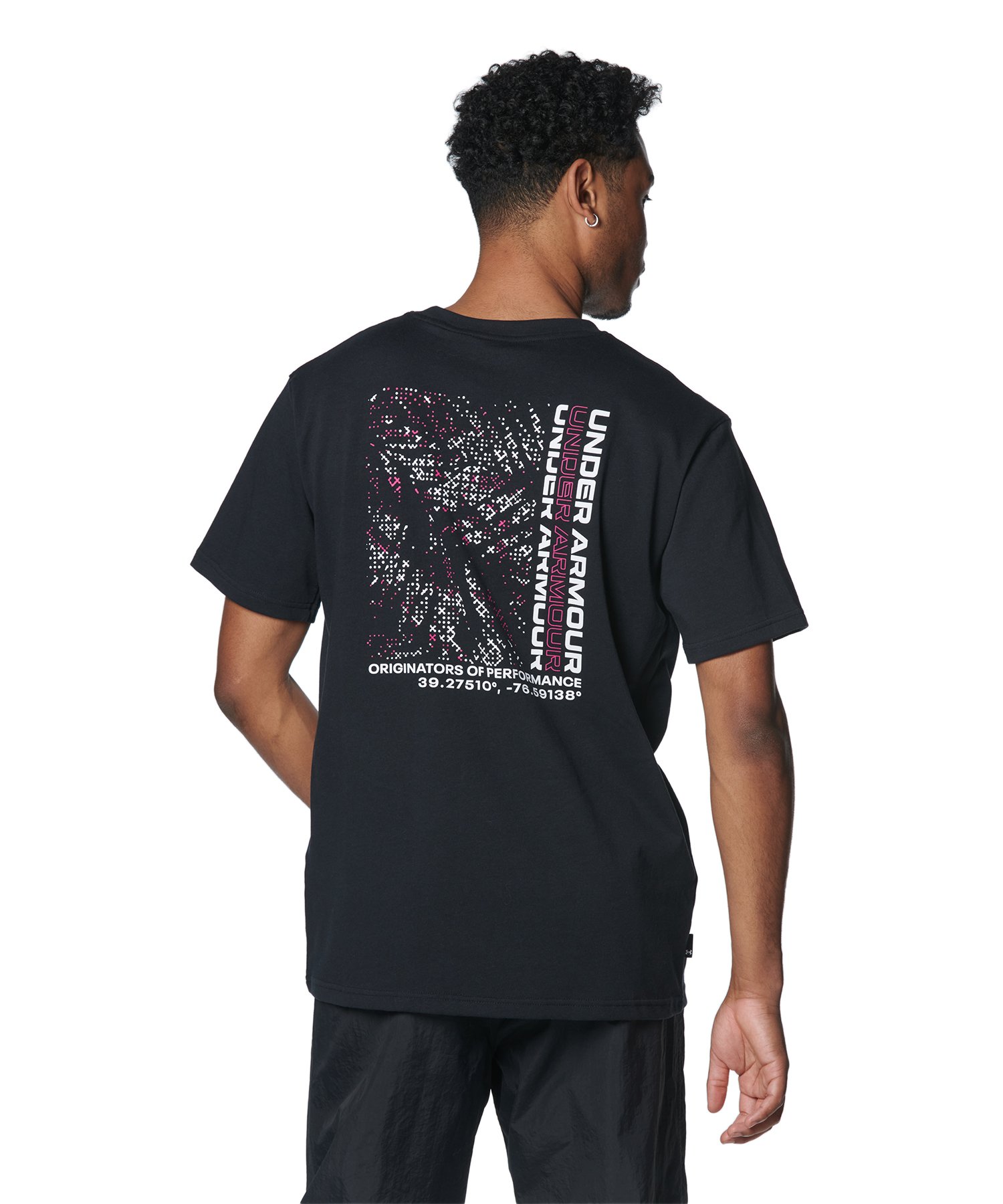 アンダーアーマー公式】 UAヘビーウェイトコットン バック グラフィック ショートスリーブTシャツ（トレーニング/MEN）