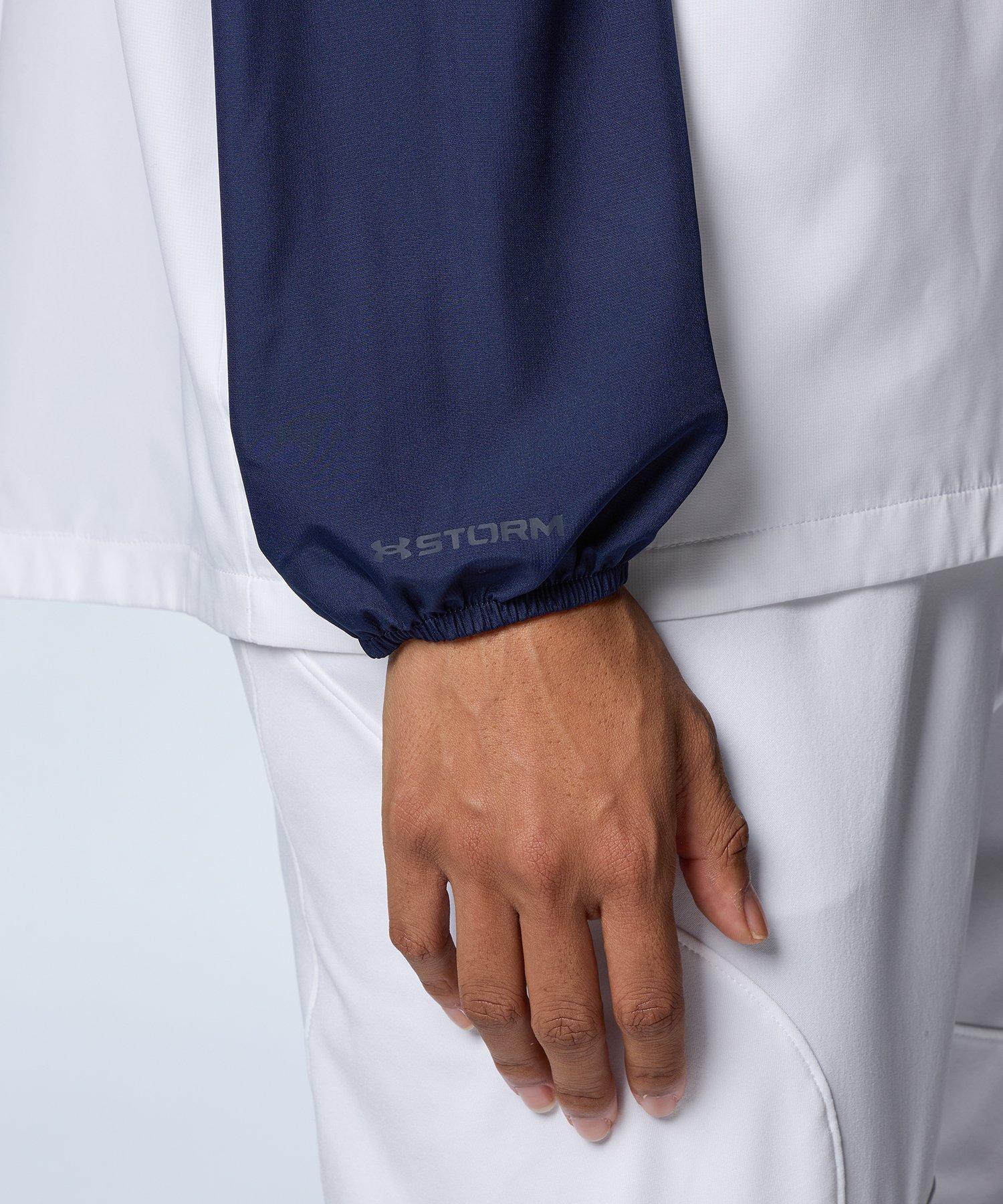 UAE[u AmbNig[jO/WOMENj