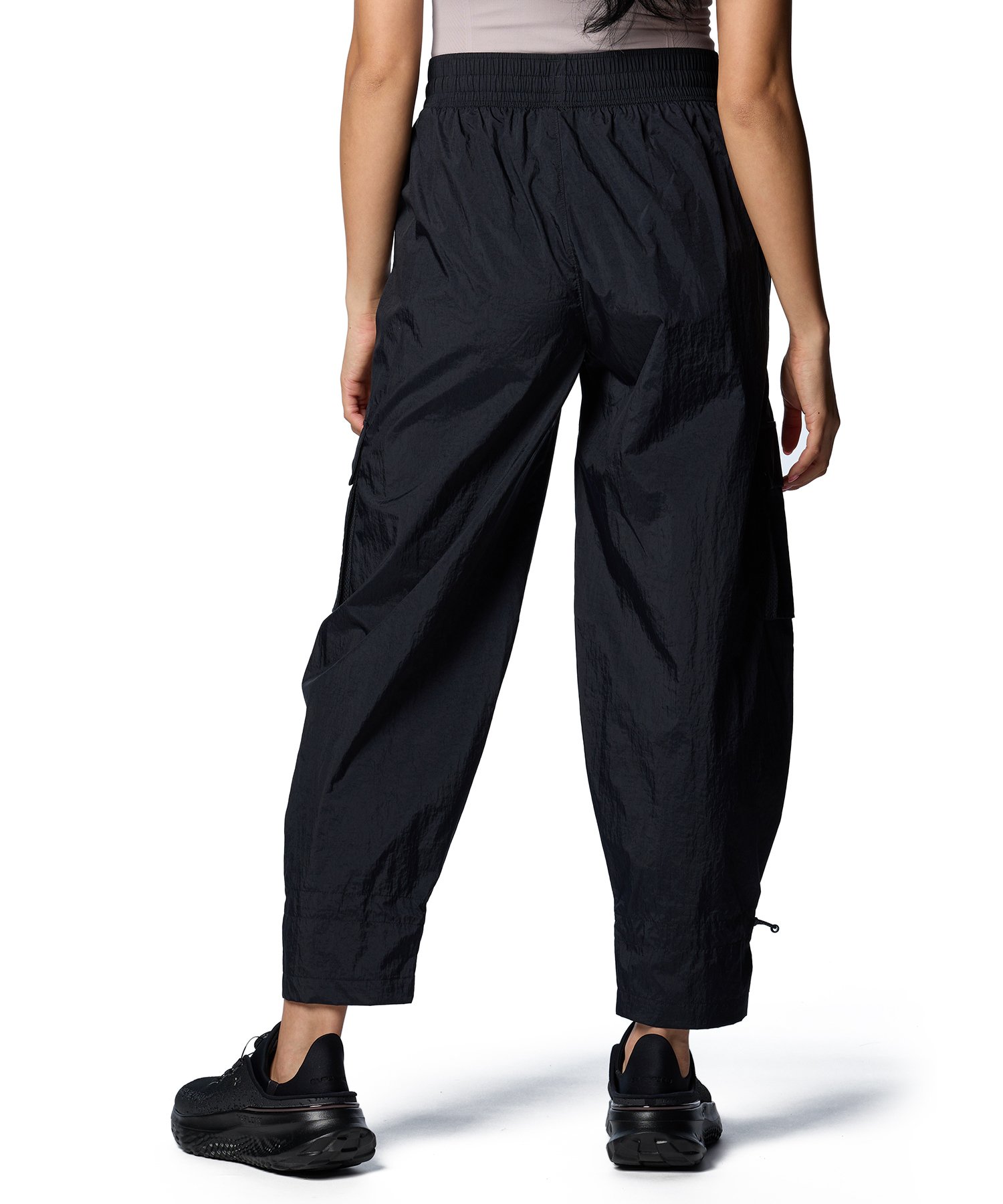 UANN E[u pcig[jO/WOMENj