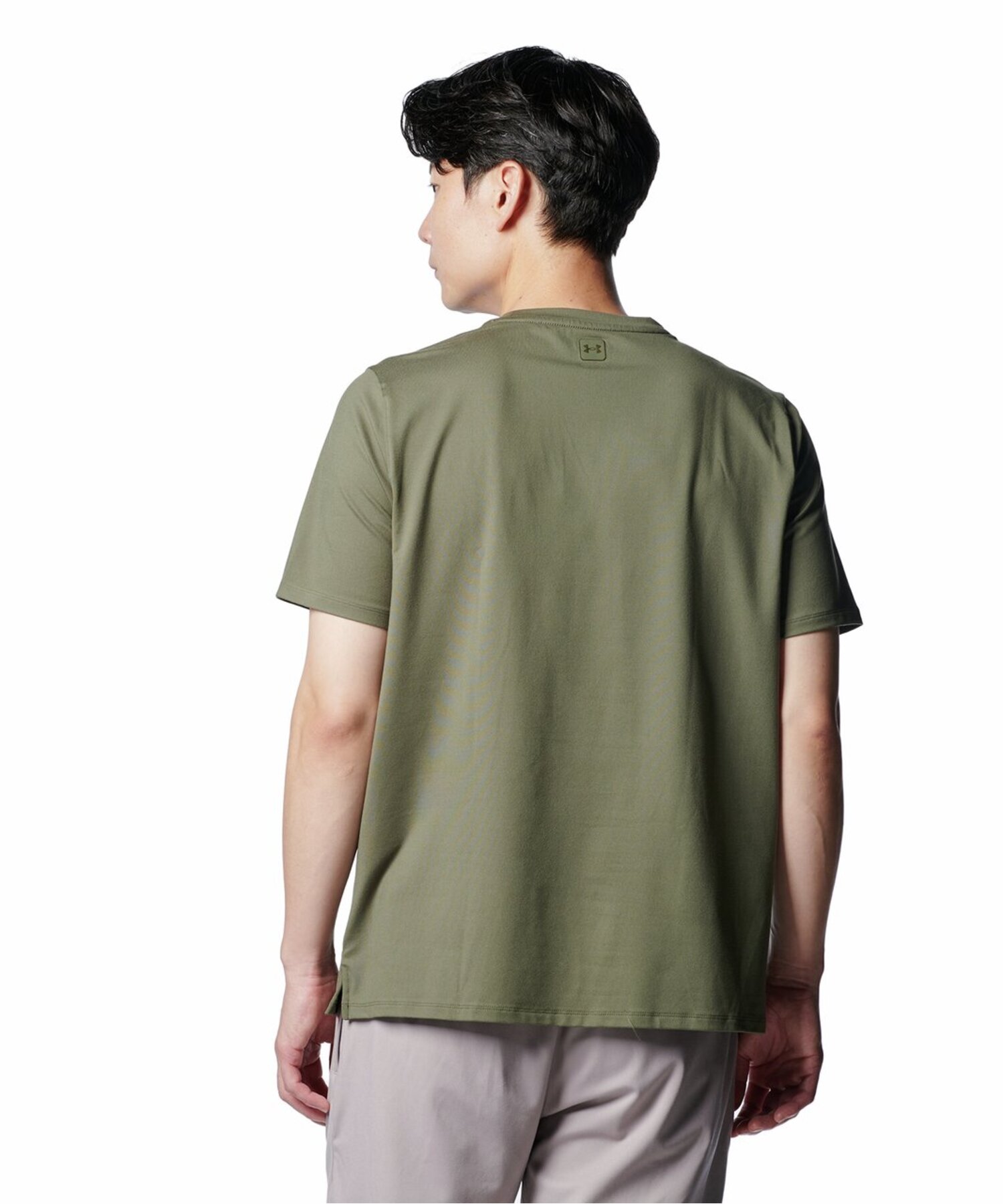 アンダーアーマー　5点セット Tシャツ　スポーツブラ　短パン　レギンス Ｍ 5066348390AT_11.jpg