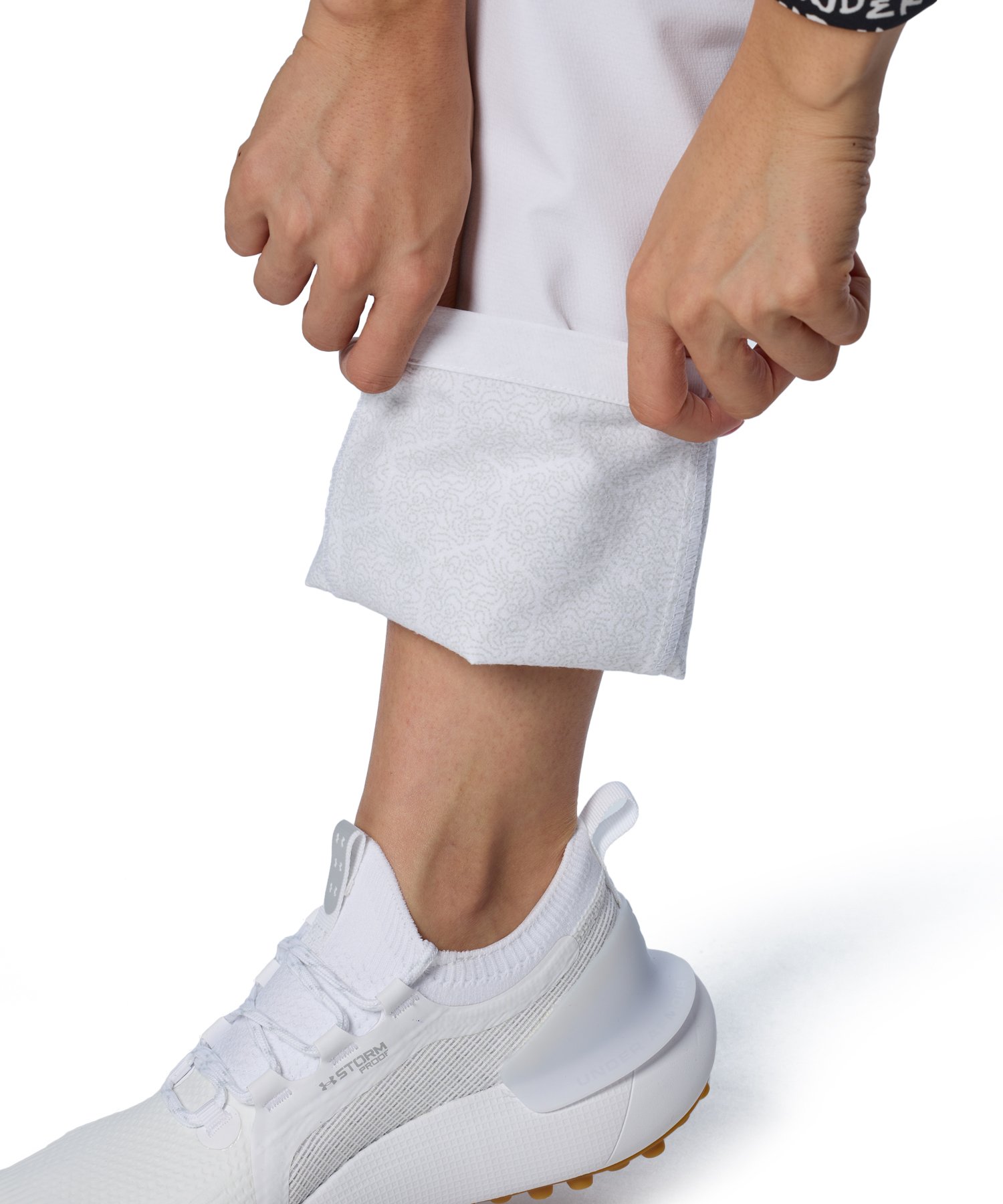 USAです アンダーアーマー公式】 UAドライブ 3D テーパードパンツ