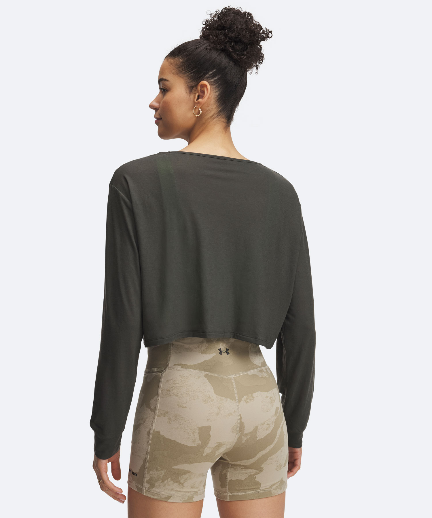 公式 アンダーアーマー UNDER ARMOUR UA UAプロジェクトロック アイアン パラダイス ロングスリーブ Tシャツ（ライフスタイル／WOMEN） 1389709 アンダーアーマー公式】 UAプロジェクトロック アイアン