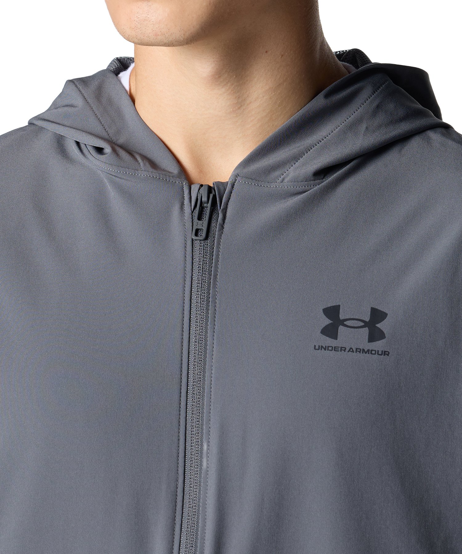 アンダーアーマー ウィンドブレーカー/ウーブンジャケットHalo Gray/XL 1381345set_01.jpg