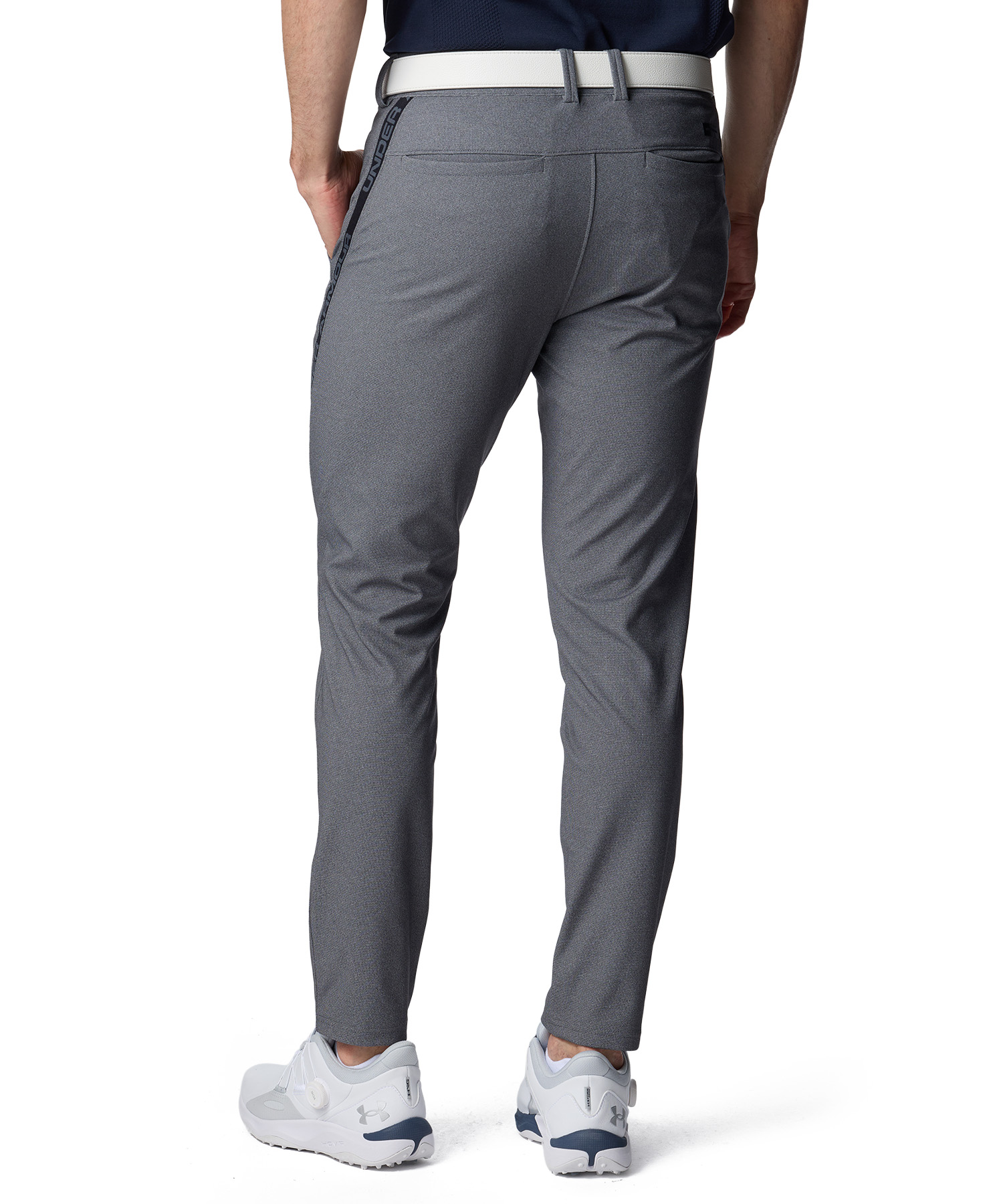 UNDER ARMOUR - アンダーアーマー　パンツ UAパフォーマンスチノ-テーパード　美品 UNDER ARMOUR - アンダーアーマー パンツ UAパフォーマンスチノ