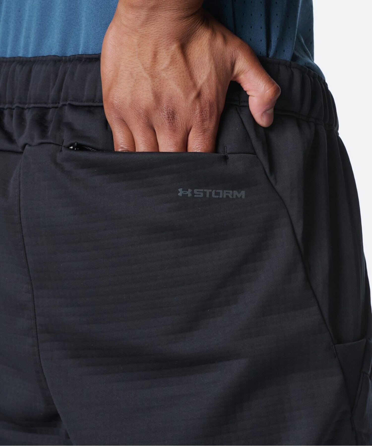 UAEC^[jbg 3C[ pc G[gig[jO/MENj