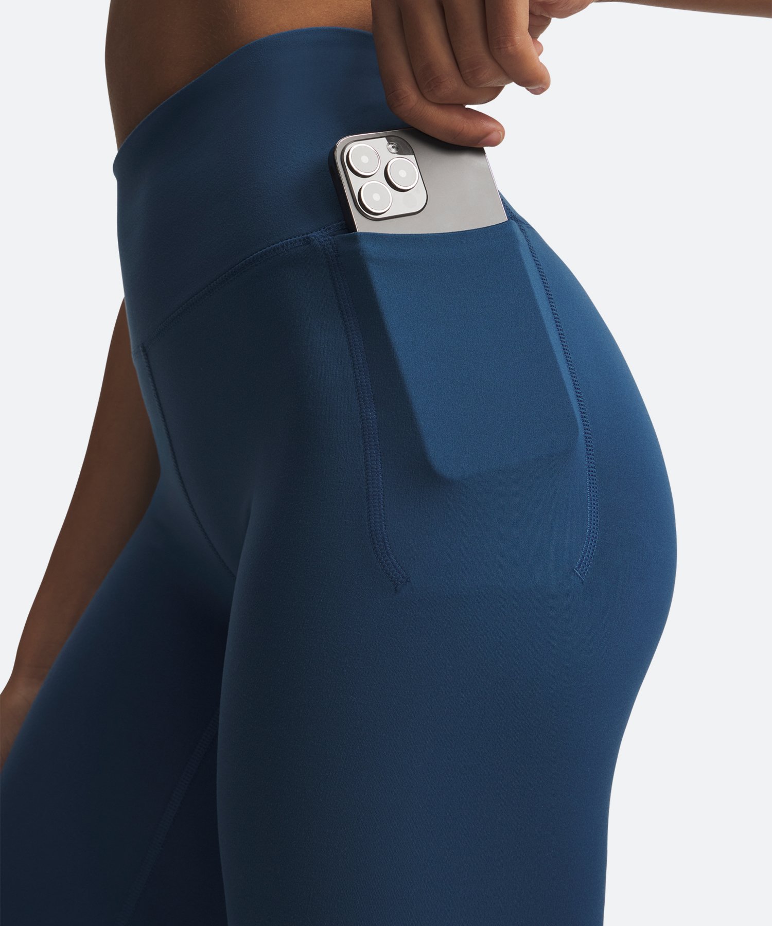 UA�����f�B�A�� ���M���X�i�g���[�j���O/WOMEN�j