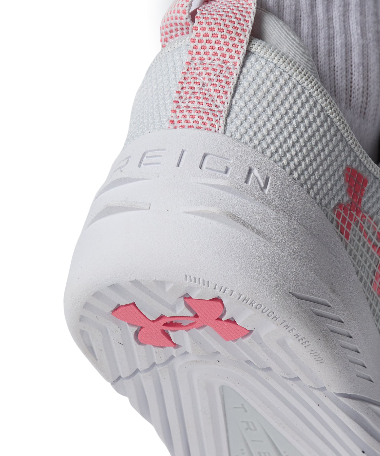 UA�g���C�x�[�X���C�� 6�i�g���[�j���O/WOMEN�j