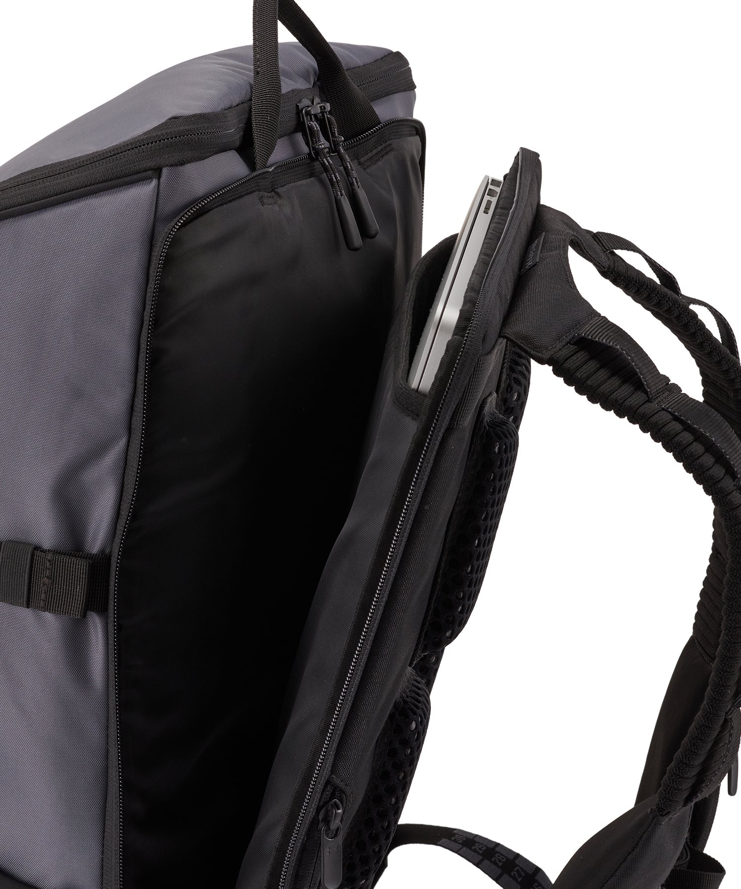 UA�N�[�� �o�b�N�p�b�N 4.0 30���b�g���i�g���[�j���O/UNISEX�j