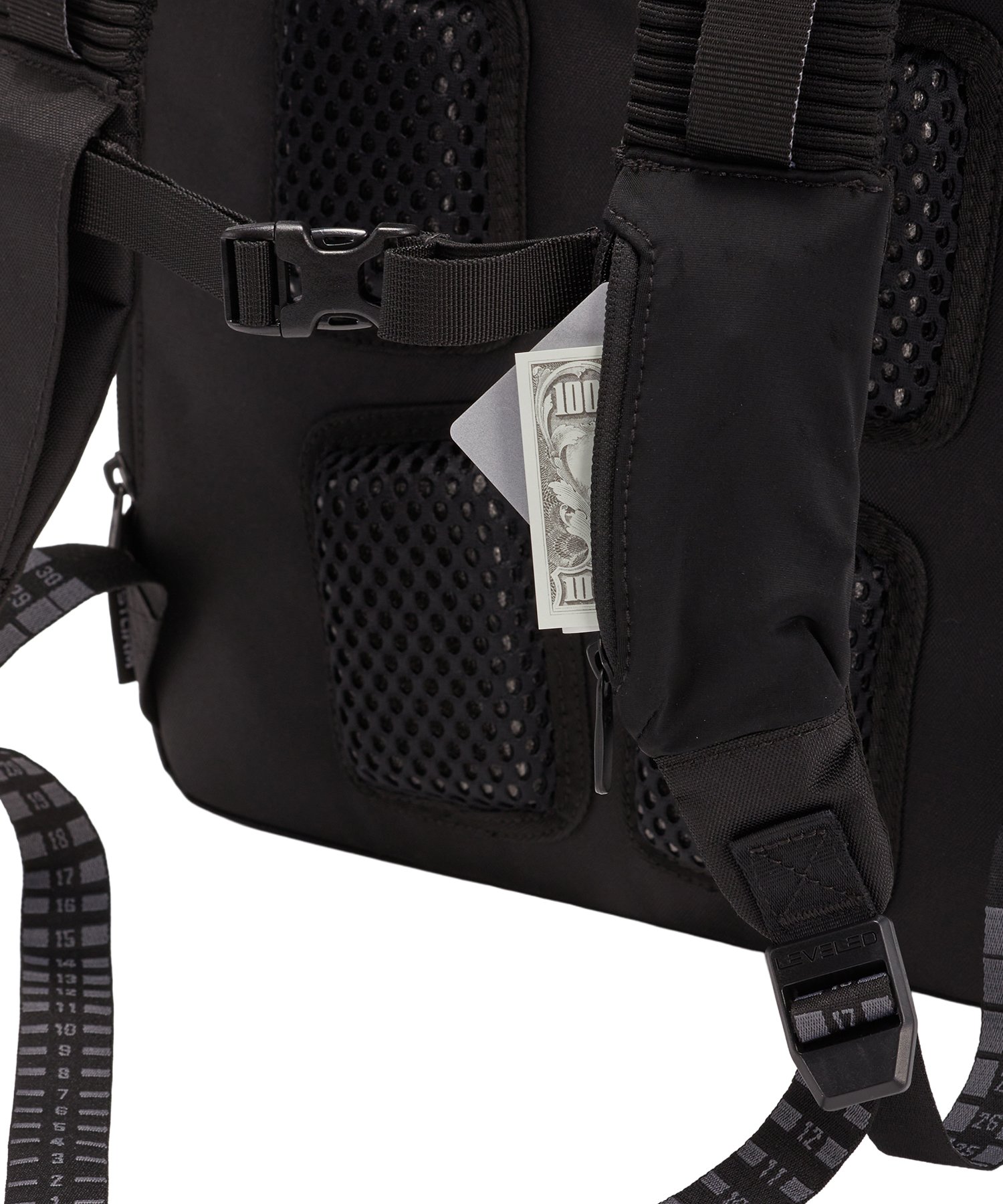 UA�N�[�� �o�b�N�p�b�N 4.0 30���b�g���i�g���[�j���O/UNISEX�j