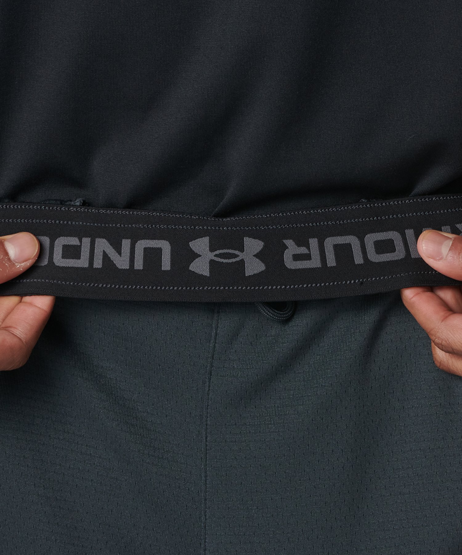 UA�h���[�}�[�Y ���b�V���V���[�c�i�o�X�P�b�g�{�[��/MEN�j