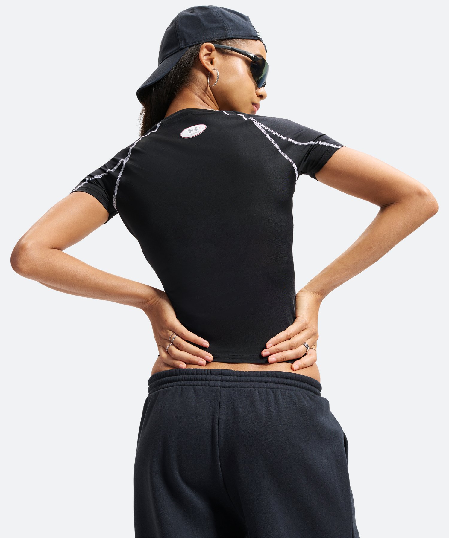 UA�q�[�g�M�A �G���[�g �V���[�g�X���[�u �V���c�i�g���[�j���O/WOMEN�j