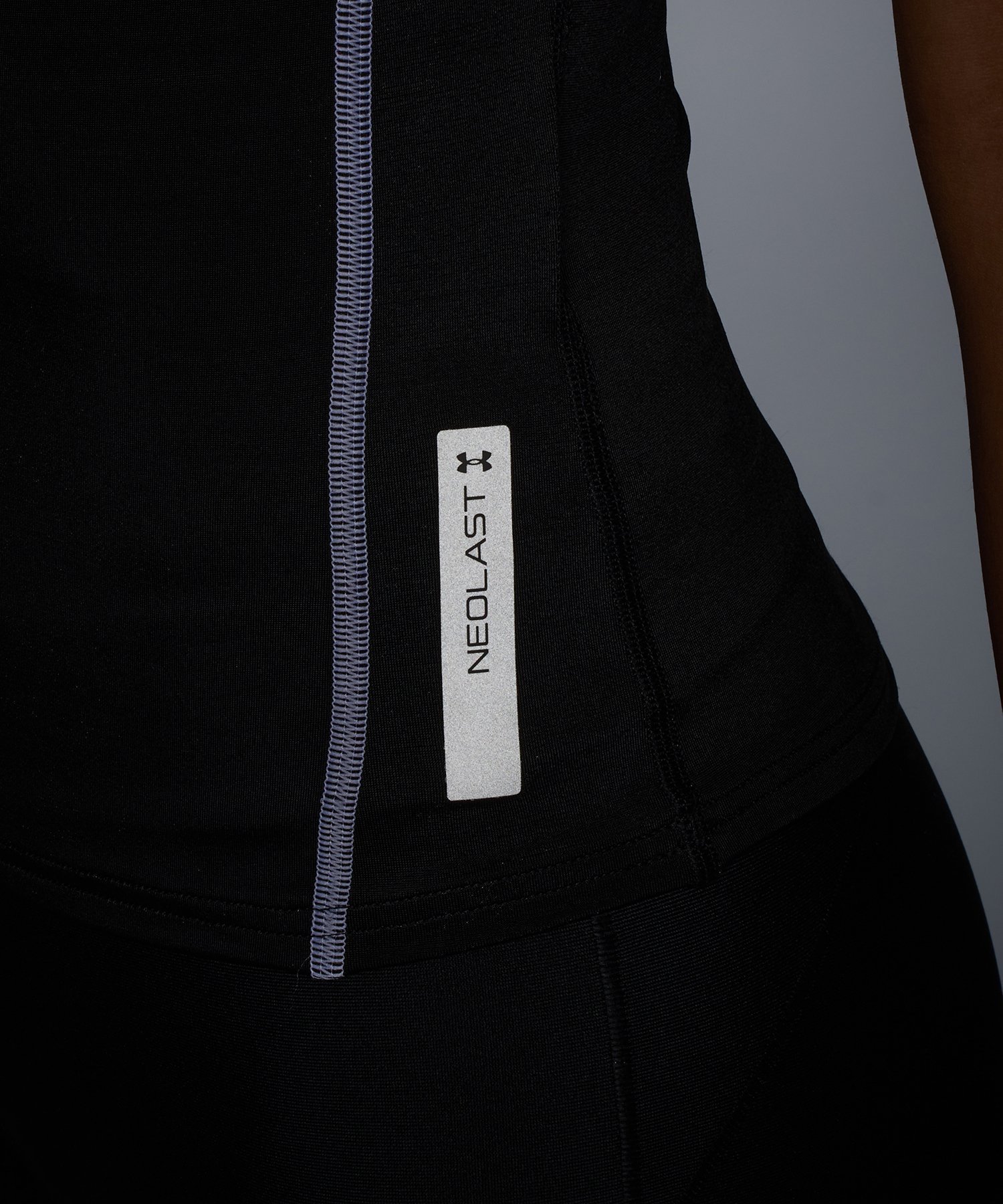 UA�q�[�g�M�A �G���[�g �V���[�g�X���[�u �V���c�i�g���[�j���O/WOMEN�j