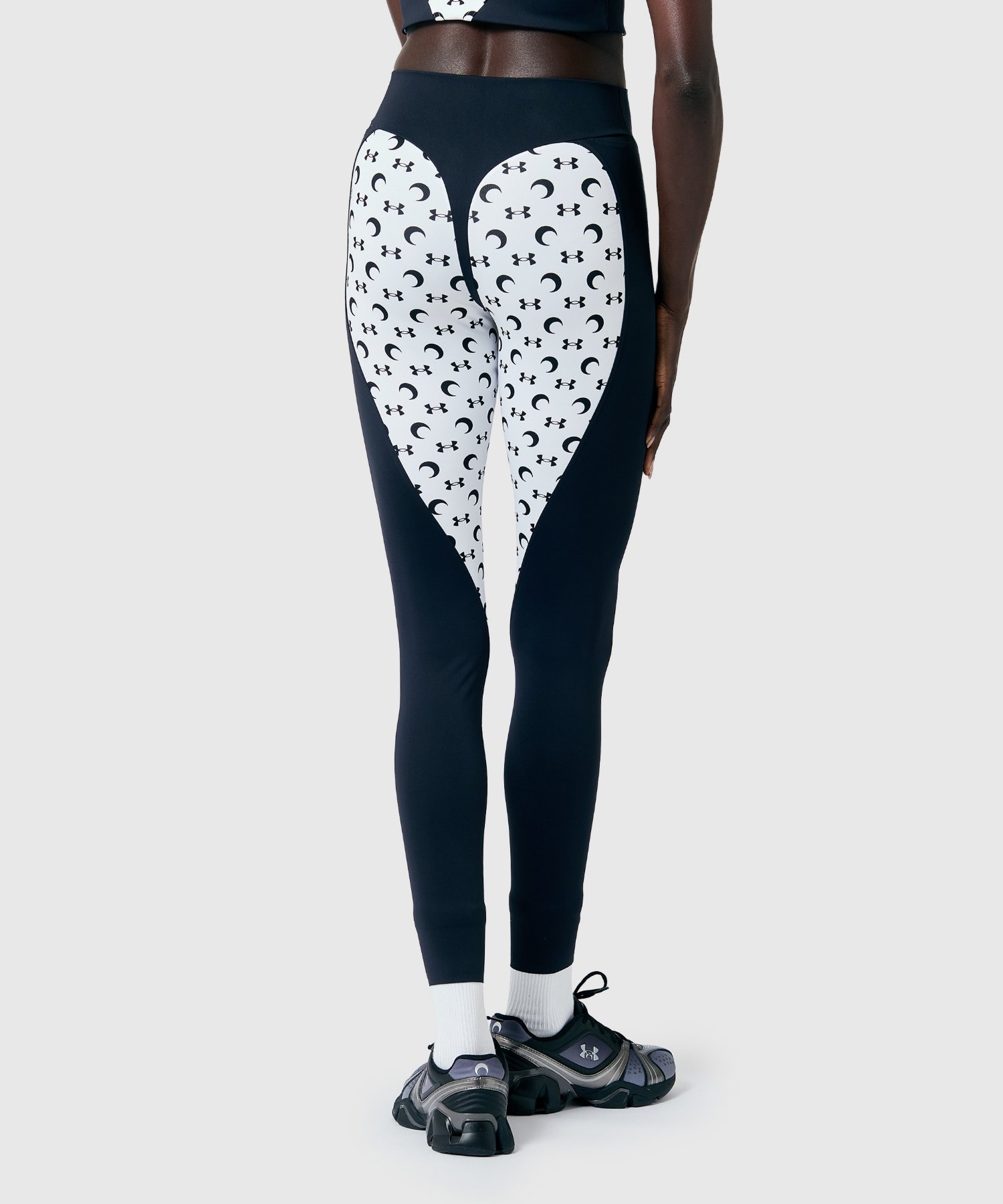 UA �~ MS�u���b�N ���M���X�i�g���[�j���O/WOMEN�j