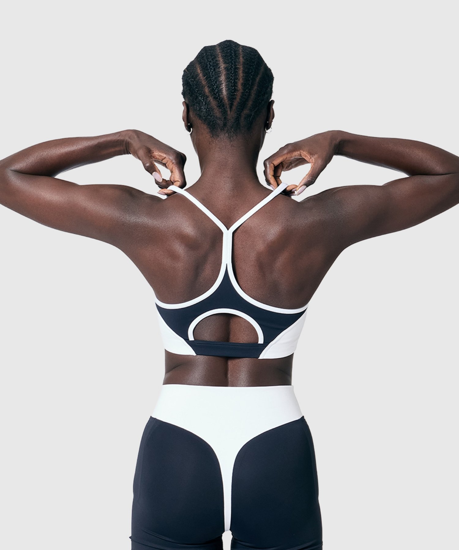 UA �~ MS���[�T�[ �u���i�g���[�j���O/WOMEN�j