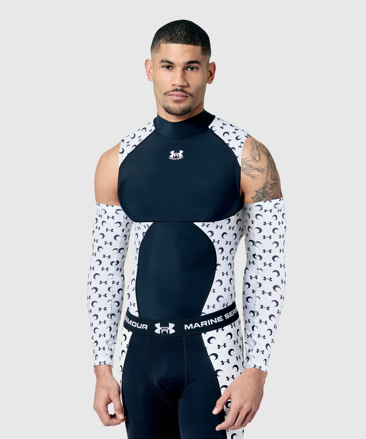 UA �~ MS�A�[���X���[�u�i�g���[�j���O/UNISEX�j