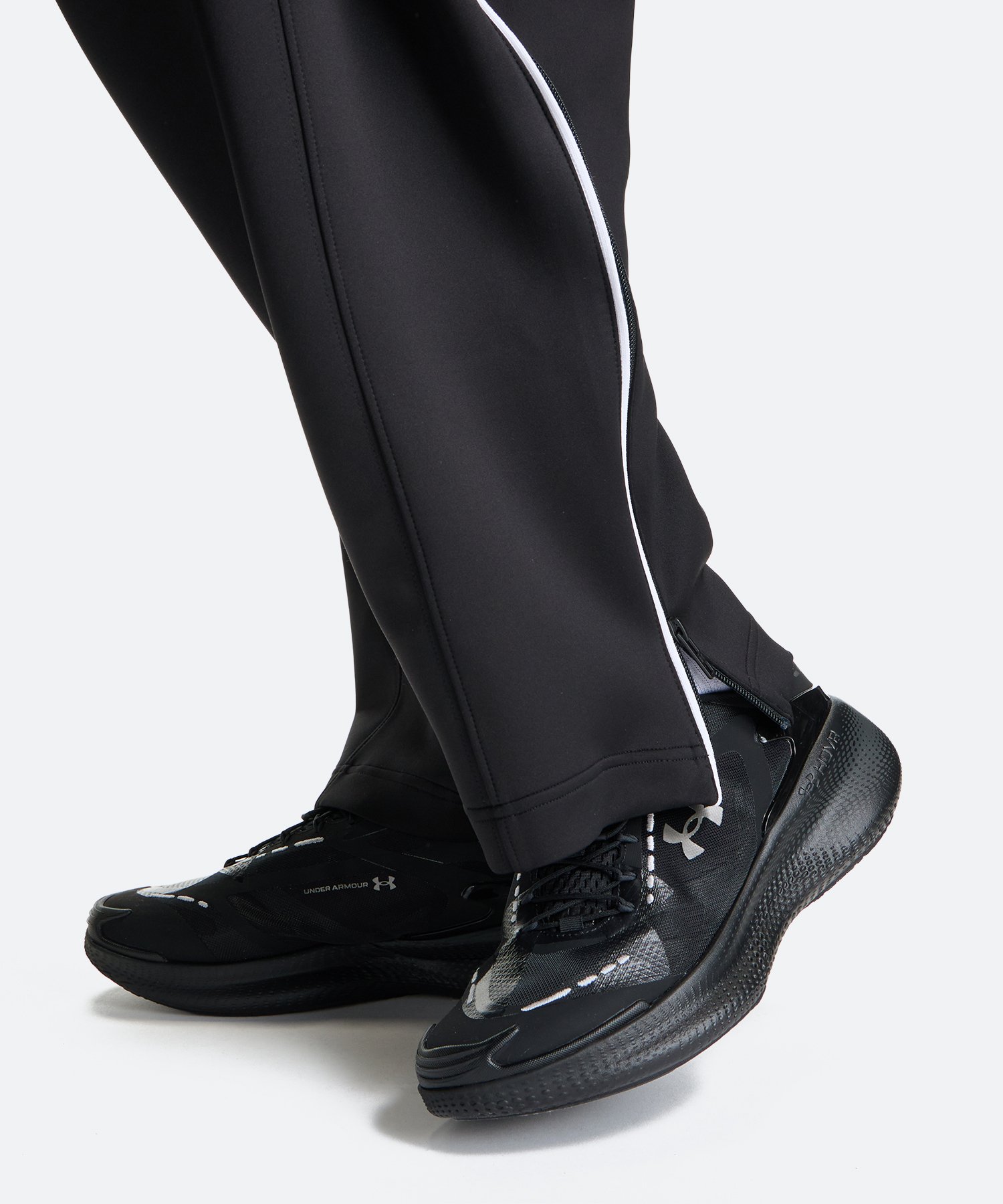 UA�G�R�[ �X���b�v�X�s�[�h�i���C�t�X�^�C��/UNISEX�j