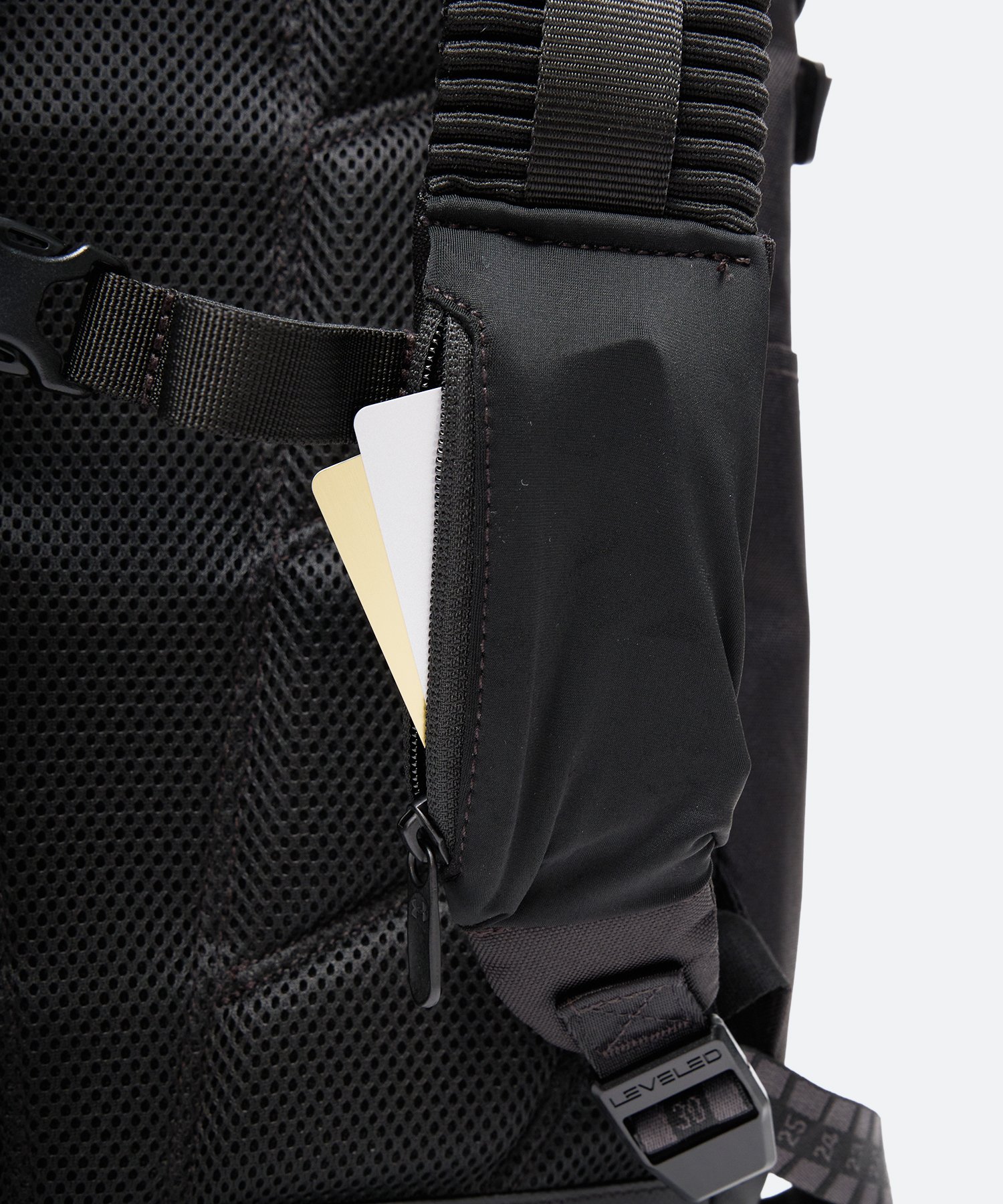 UAターポリン バックパック 40リットル 3.0（トレーニング/UNISEX） 9