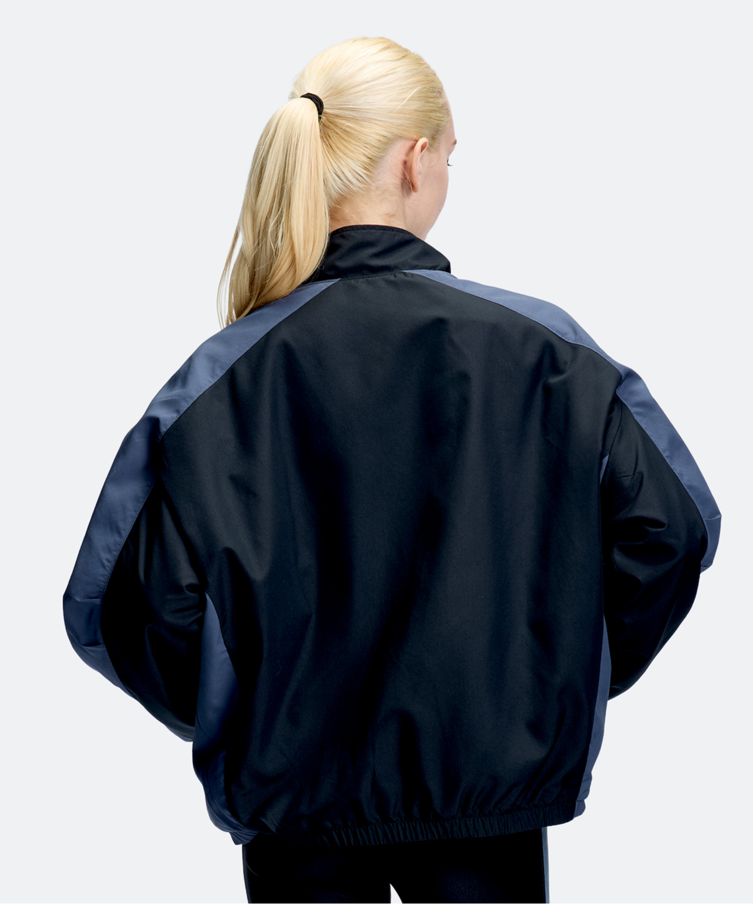 UA�g���R�b�g ���C�i�[ �E�[�u�� �W���P�b�g�i�g���[�j���O/WOMEN�j