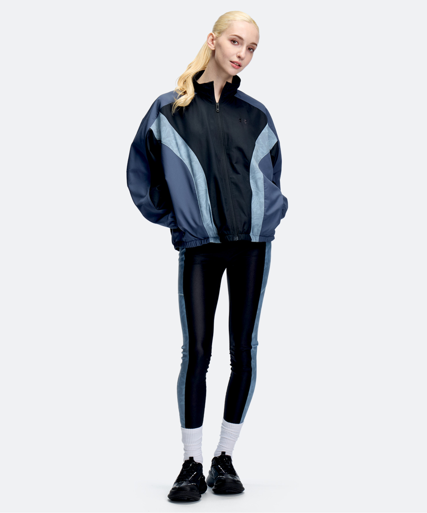 UA�g���R�b�g ���C�i�[ �E�[�u�� �W���P�b�g�i�g���[�j���O/WOMEN�j