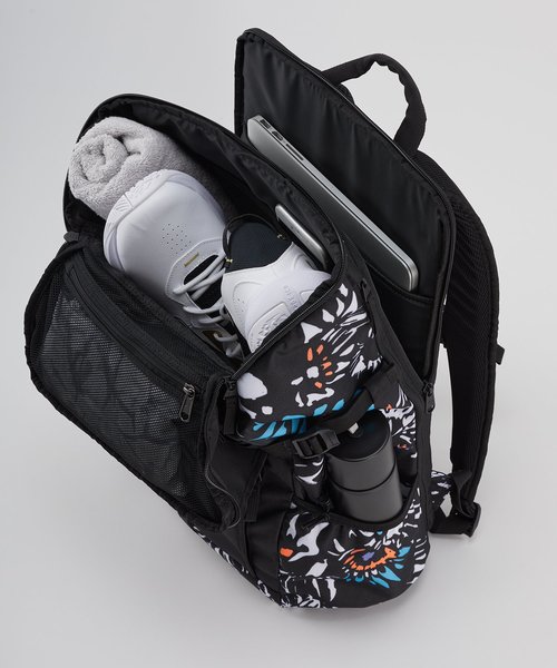 UNDER ARMOUR - 【新品】アンダーアーマー　UNDERARMOUR  バックパック  30L ヨドバシ.com - アンダーアーマー UNDER ARMOUR クールバック