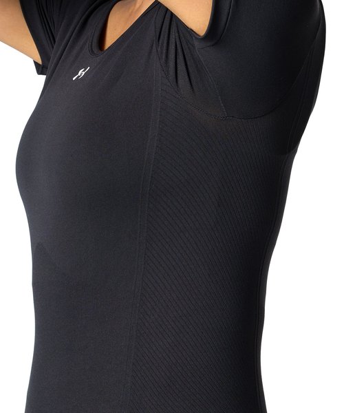 UA�o�j�b�V�� �V�[�����X �V���[�g�X���[�uT�V���c�i�g���[�j���O/WOMEN�j