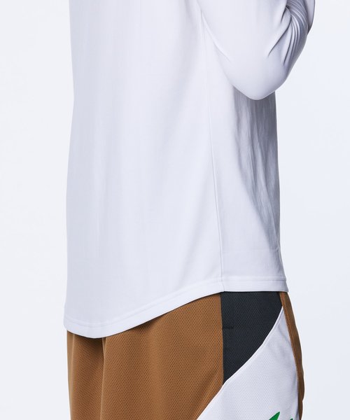 カリー バスケUNDER ARMOUR ロングスリーブTシャツ白黒 140cm アンダーアーマー公式】 カリー テック ロゴ ロングスリーブT