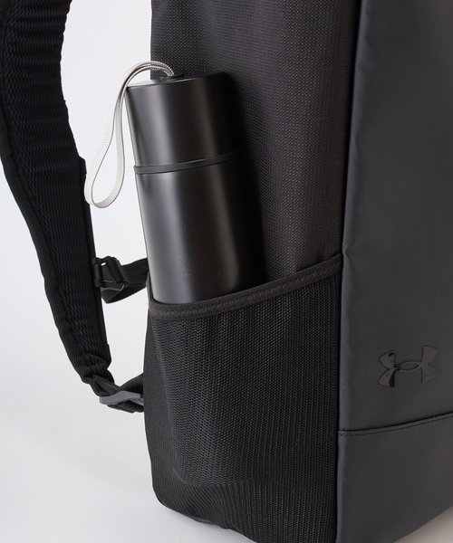 アンダーアーマー/UA/ターポリン バックパック 4.0ブラック 27L アンダーアーマー公式】 UAクール ターポリン バックパック4.0