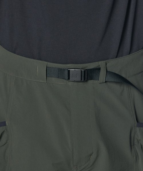 UA�A�[�o�� �A�E�g�h�A �J�[�S�V���[�c�i���C�t�X�^�C��/UNISEX�j