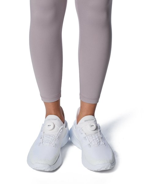 UAfBA ANMXig[jO/WOMENj