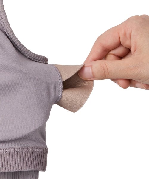 UAfBA u Nbv^Nig[jO/WOMENj