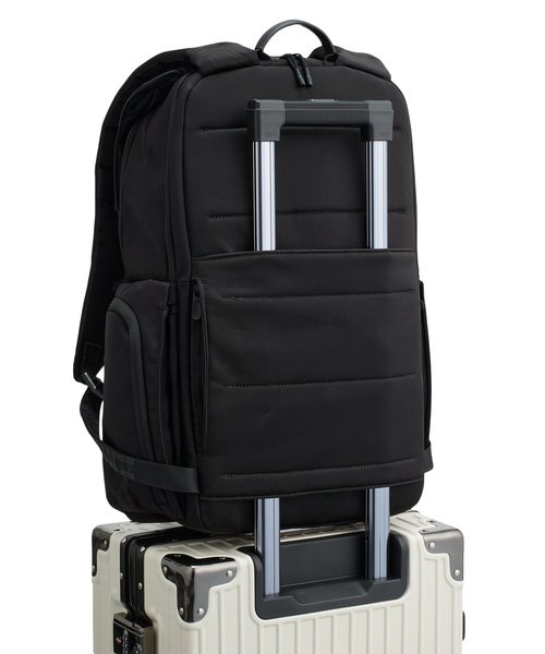 UA�g���C�A���t ���[�e�B���e�B�[ �o�b�N�p�b�N�i���C�t�X�^�C��/UNISEX�j