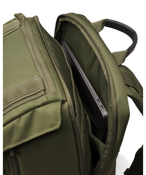 UA�g���C�A���t ���[�e�B���e�B�[ �o�b�N�p�b�N�i���C�t�X�^�C��/UNISEX�j