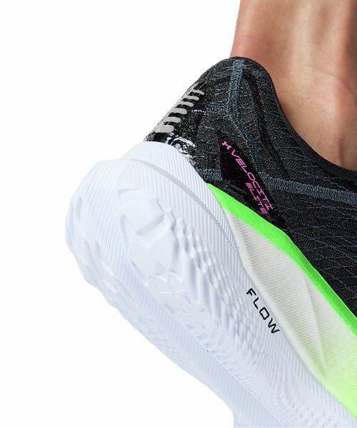 UAベロシティ エリート2(ランニング/UNISEX)