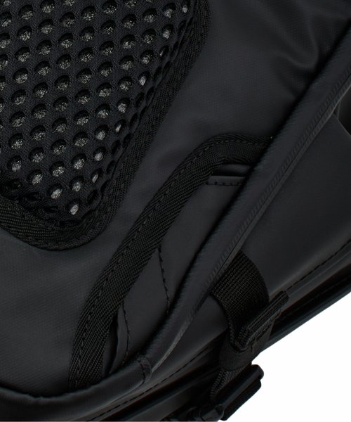 UA�N�[�� �A�h�o���X�h �o�b�N�p�b�N2.0�i�g���[�j���O/UNISEX�j